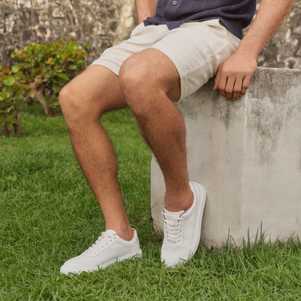 Andrew Sneaker