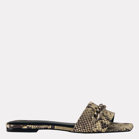 Alia Sandal