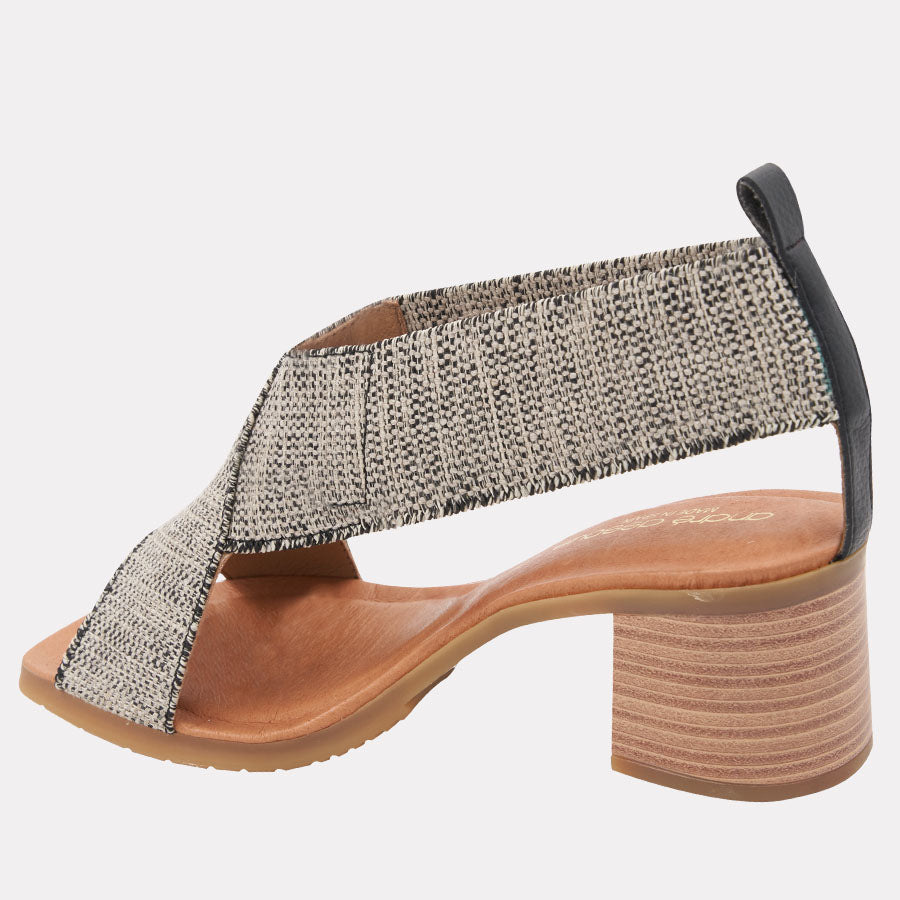 Naira Linen Featherweights™ Heel
