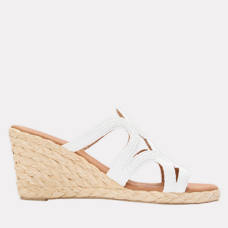 Neena Raffia Espadrille Wedge | Andre Assous