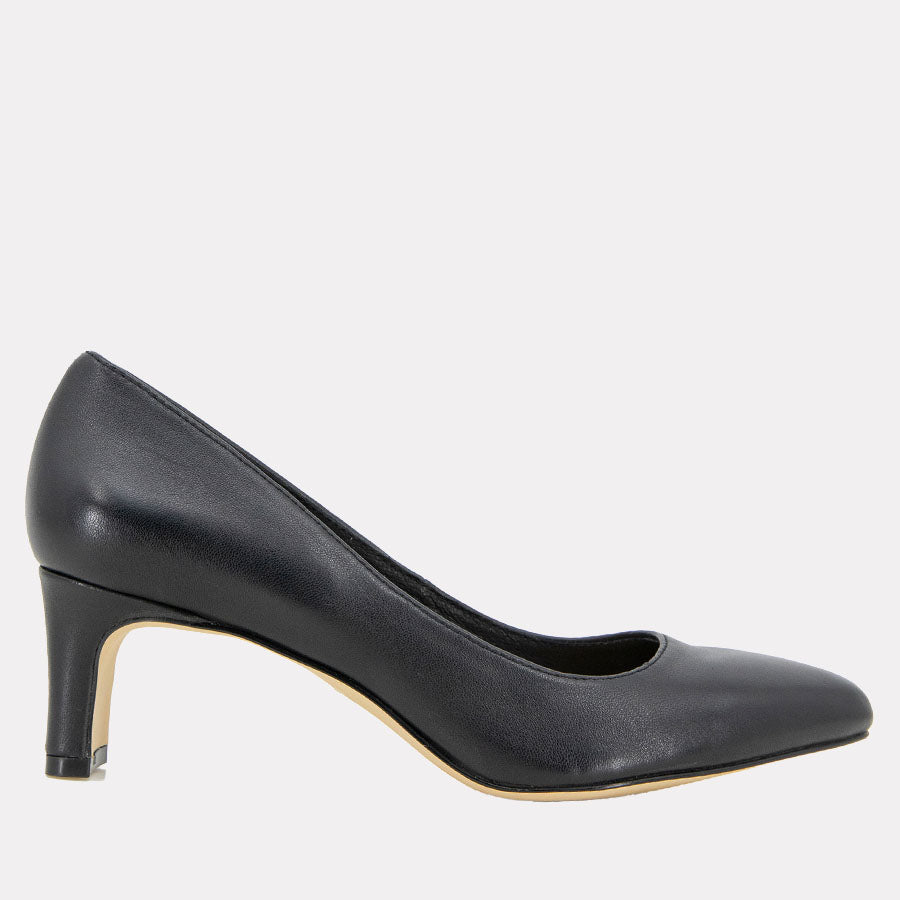 Round Toe Heel Andre Assous