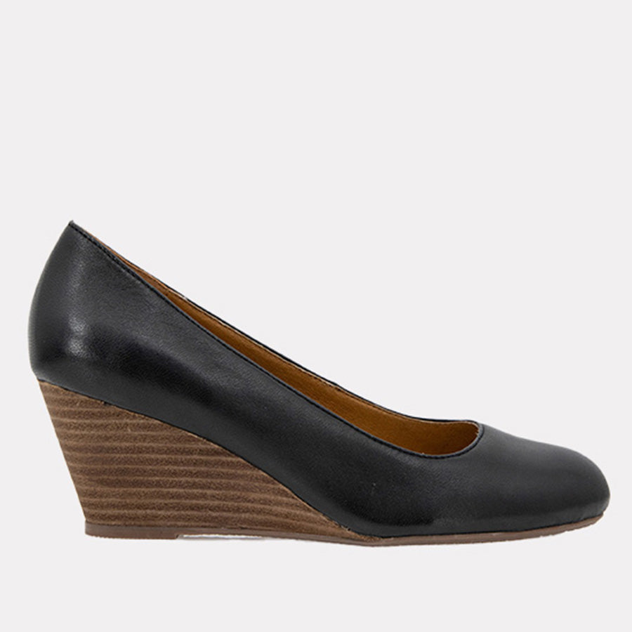 Khloe Leather Featherweights™ Wedge