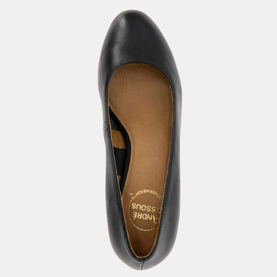 Khloe Leather Featherweights™ Wedge