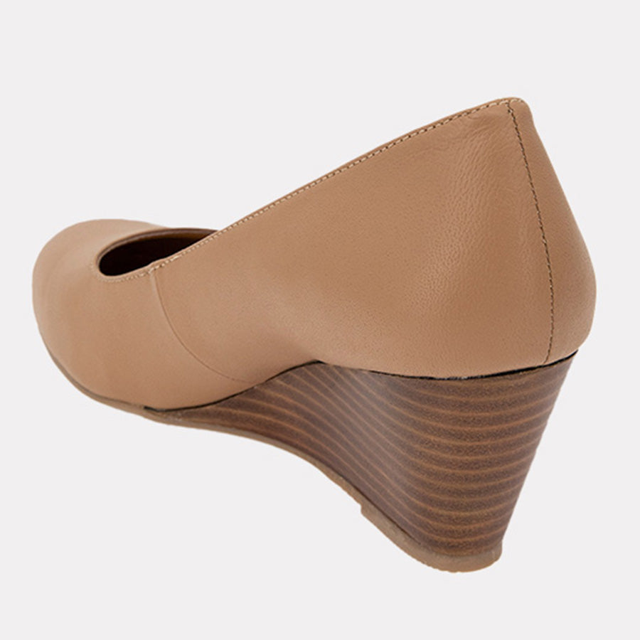 Khloe Leather Featherweights™ Wedge