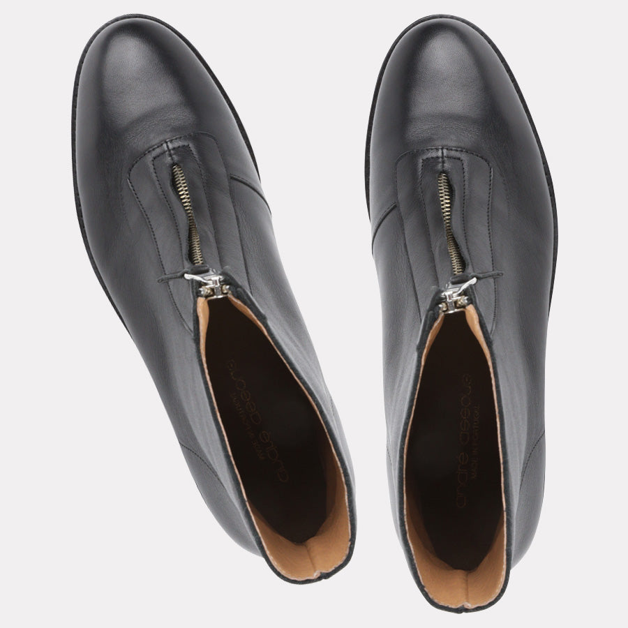 Paina Featherweights™ Boot