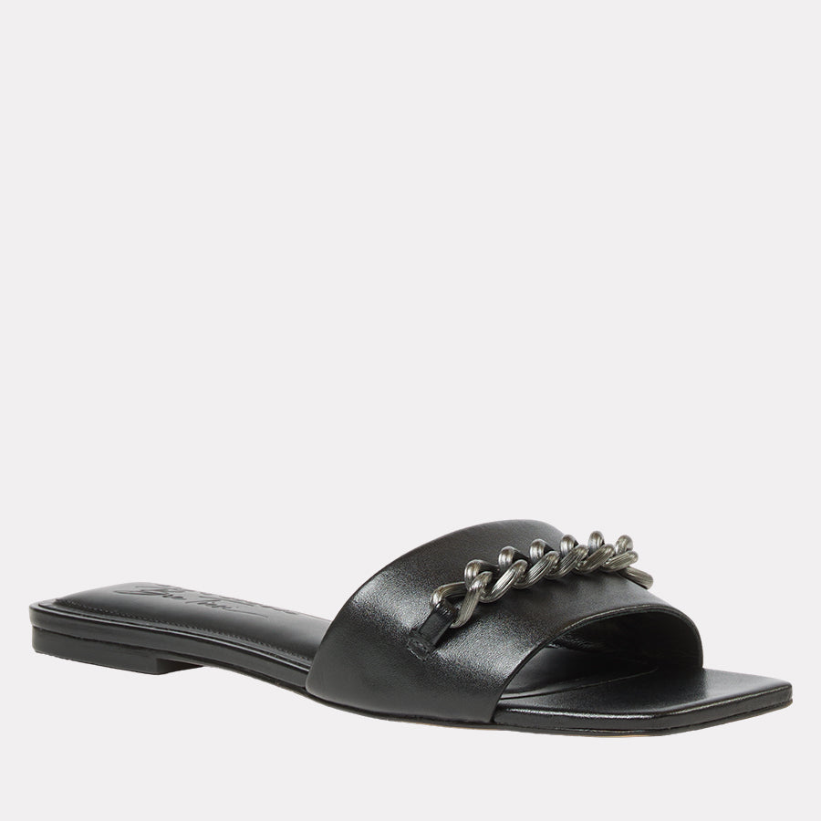 Alia Sandal
