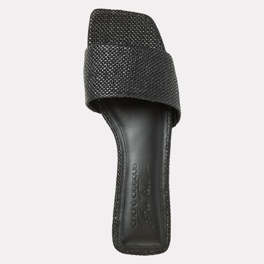 Alia Sandal