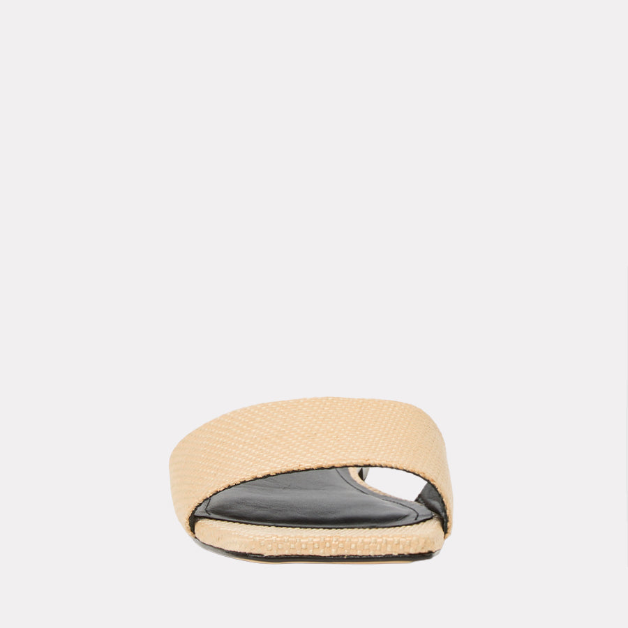 Alia Sandal