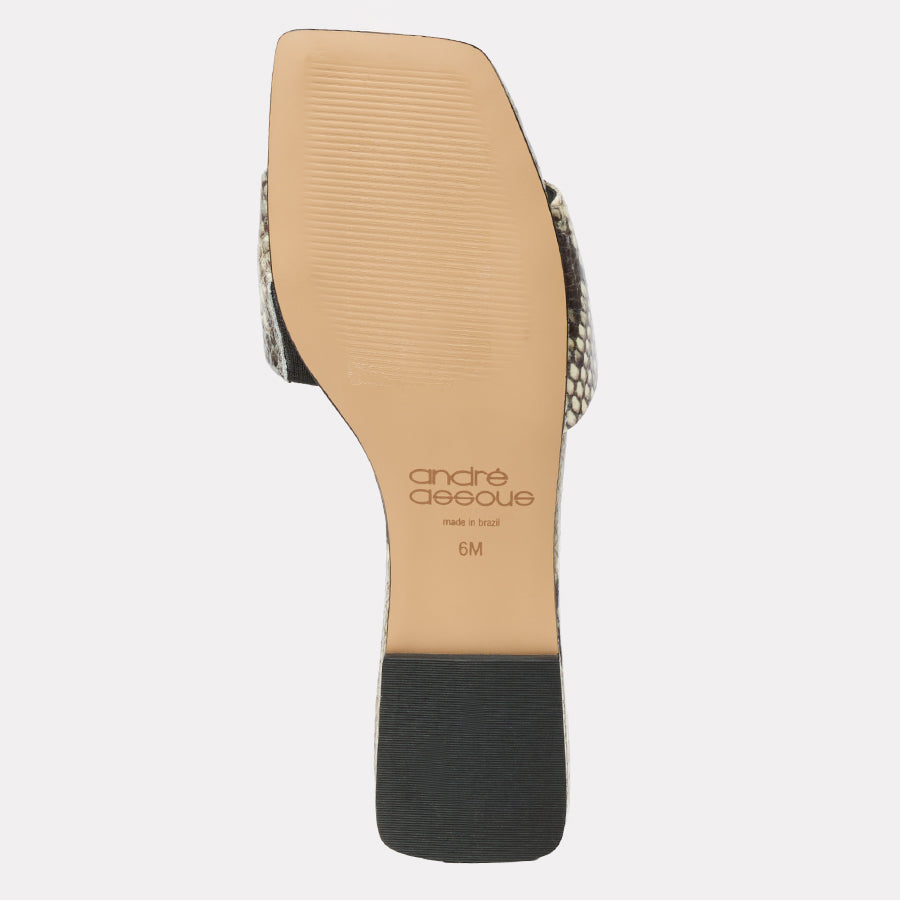 Alia Sandal