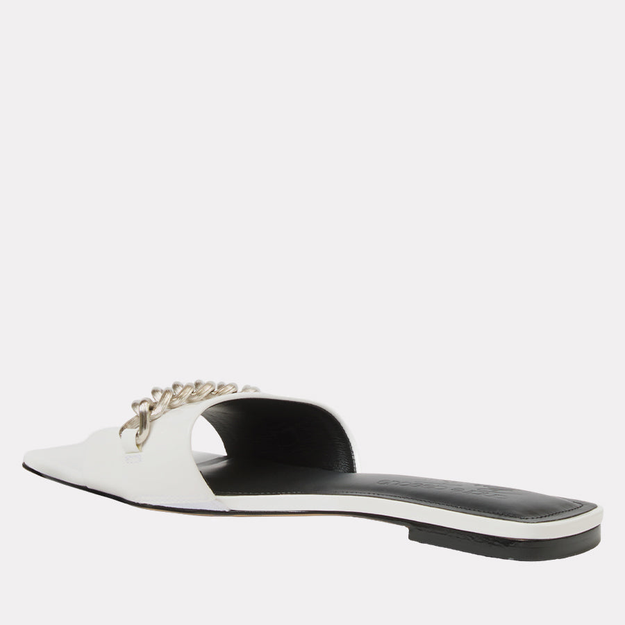 Alia Sandal