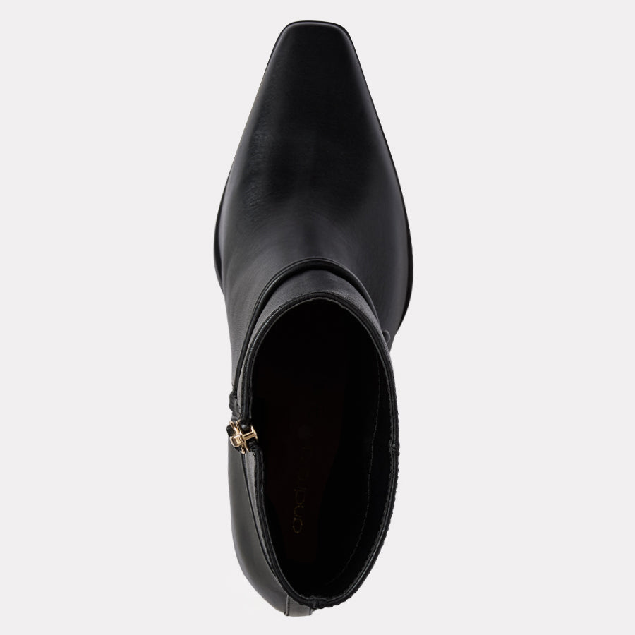 Arya Boot