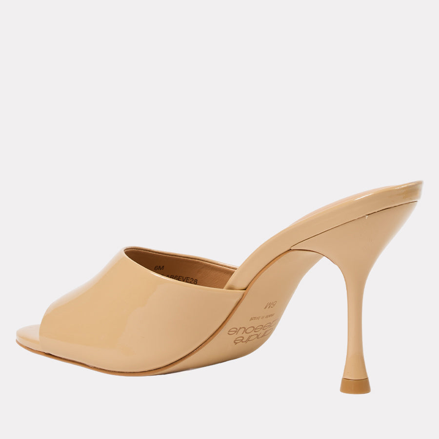 Eve Mule