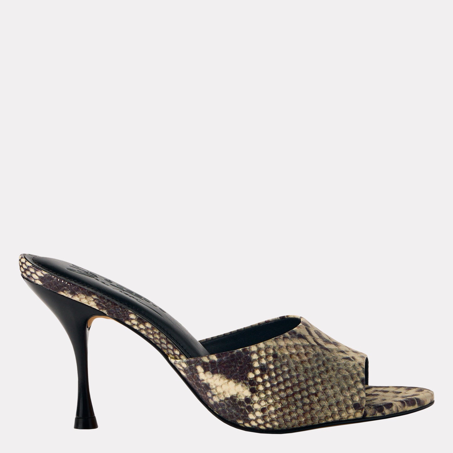 Eve Mule