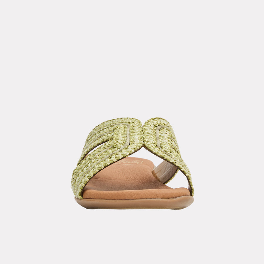 Nade Featherweights ™ Sandal