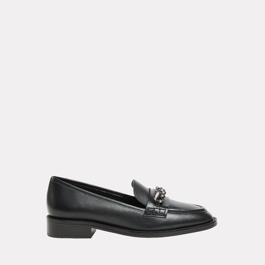 Suria Loafer