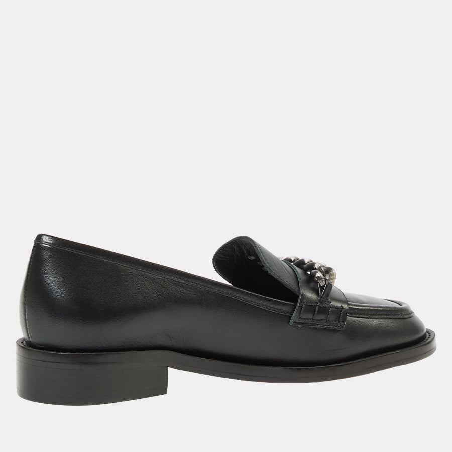 Suria Loafer