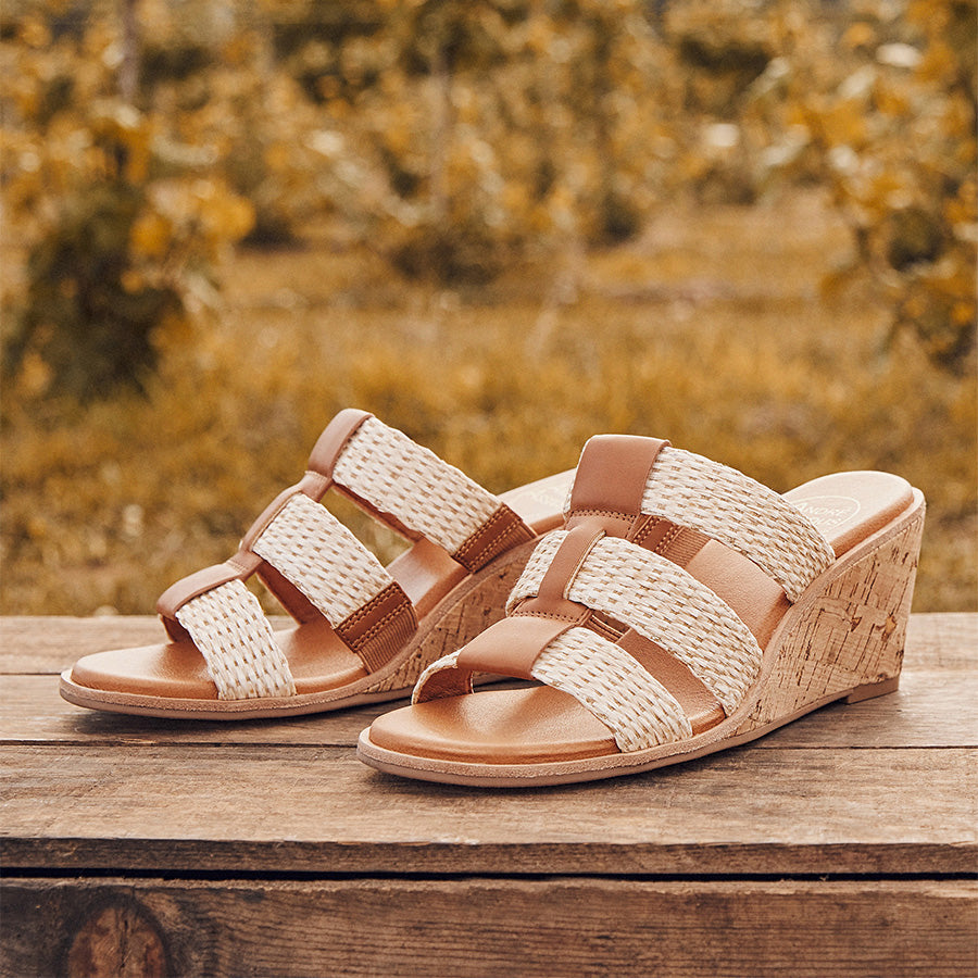 Bentley Raffia Featherweights™ Wedge