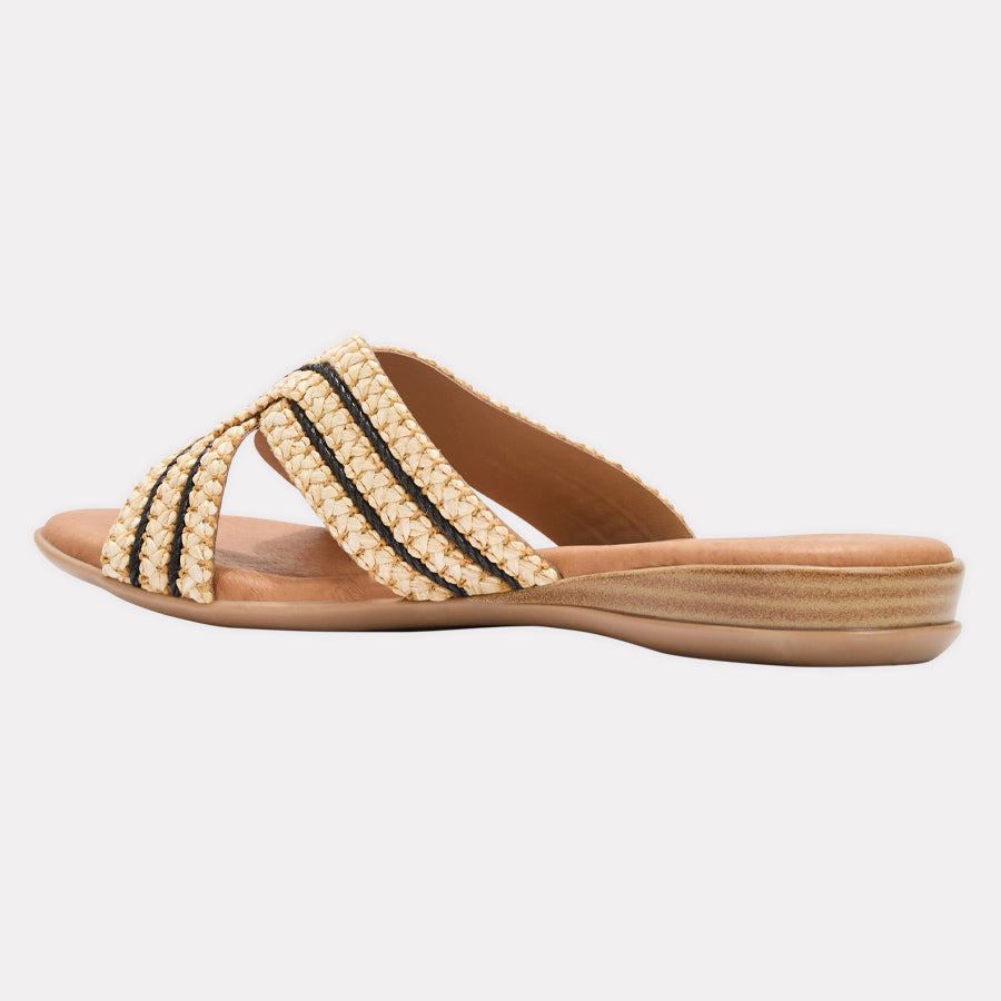 Nade Featherweights ™ Sandal