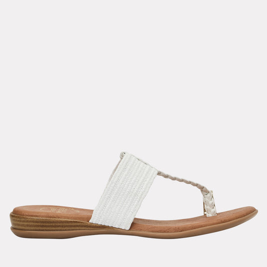 Neo Stretch Raffia Featherweights™ Sandals