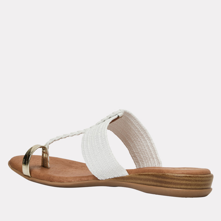 Neo Stretch Raffia Featherweights™ Sandals