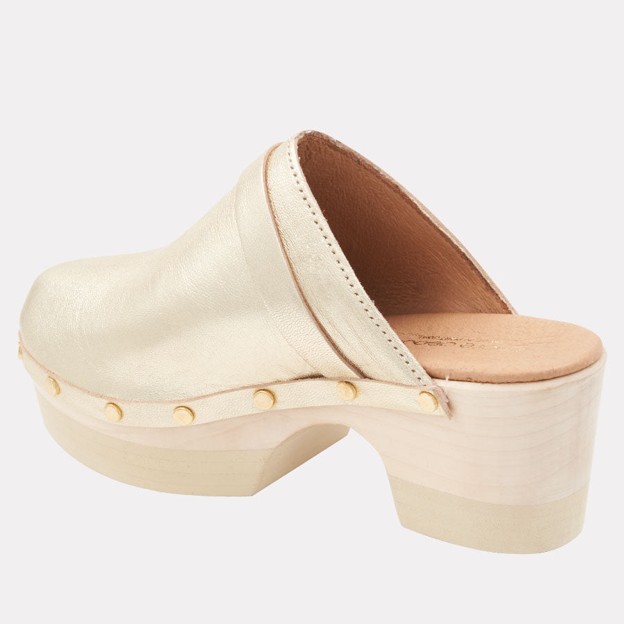 Olivia Featherweights Metallic Clog