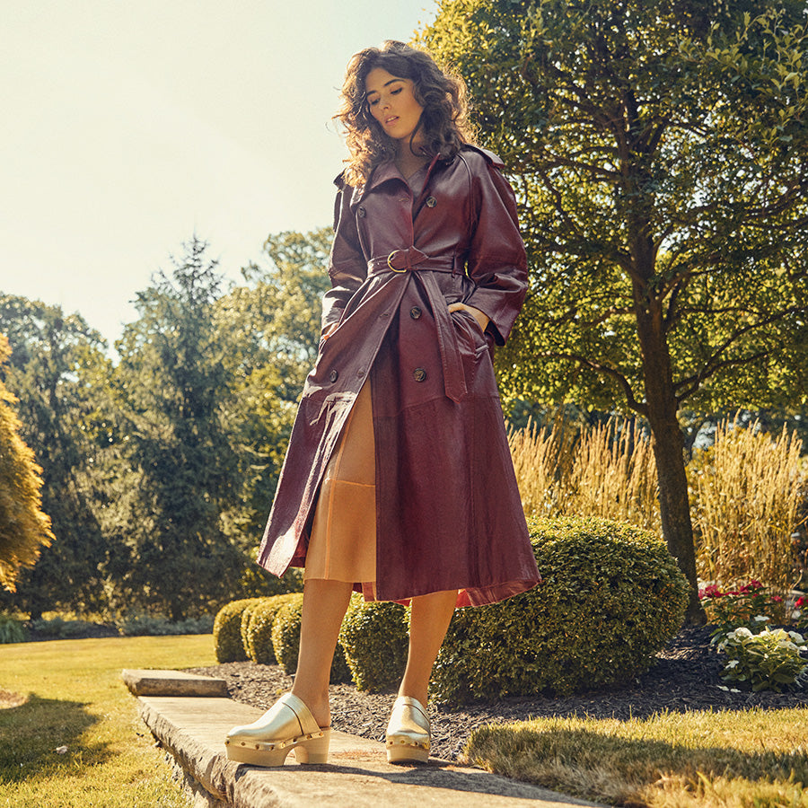 Olivia Featherweights™ Metallic Clog