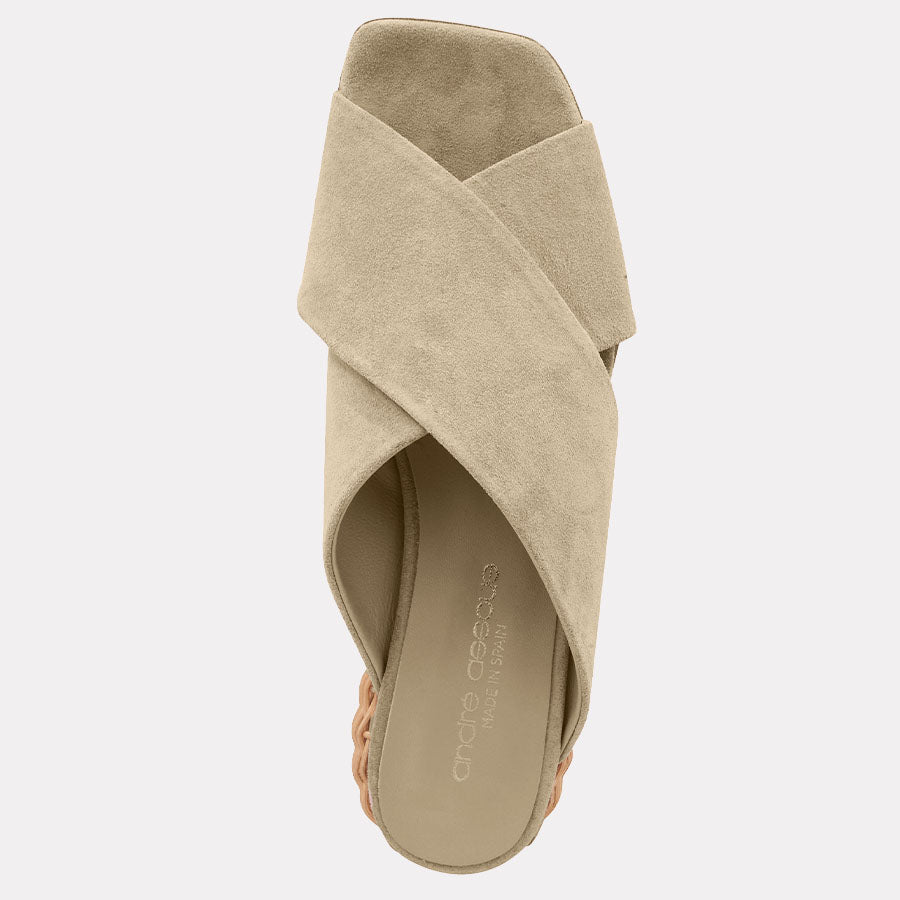 Willa Sandal