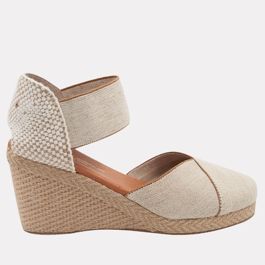 Earthy Weave Wedge Sandals for Summer Comfort